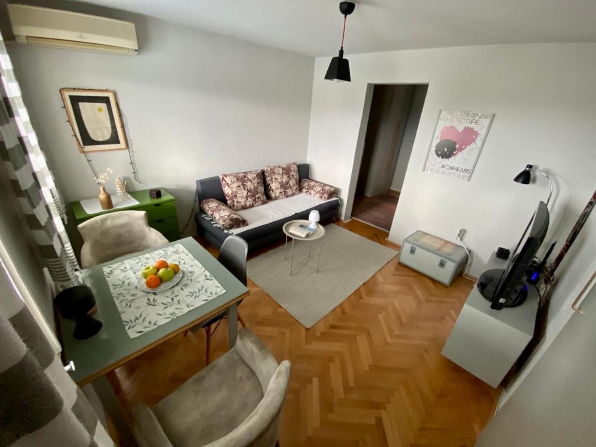 Millennium Loft Apartment พอดโกริกา ภายนอก รูปภาพ